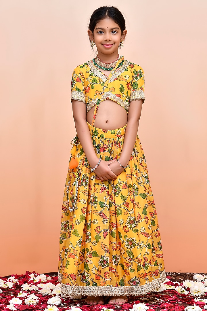 Yellow Chanderi Floral Printed Lehenga Set for Girls by Yuvrani Jaipur Kidswear at Pernia's Pop Up Shop