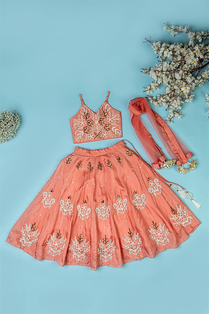 Onion Pink Pure Spun Hand Embroidered Lehenga Set For Girls by Yuvrani Jaipur Kidswear at Pernia's Pop Up Shop