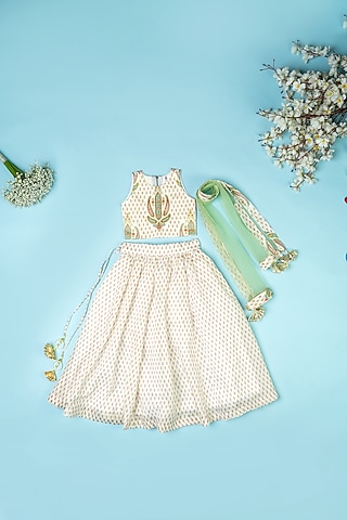 Ivory Chanderi Flared Lehenga Set For Girls by Yuvrani Jaipur Kidswear