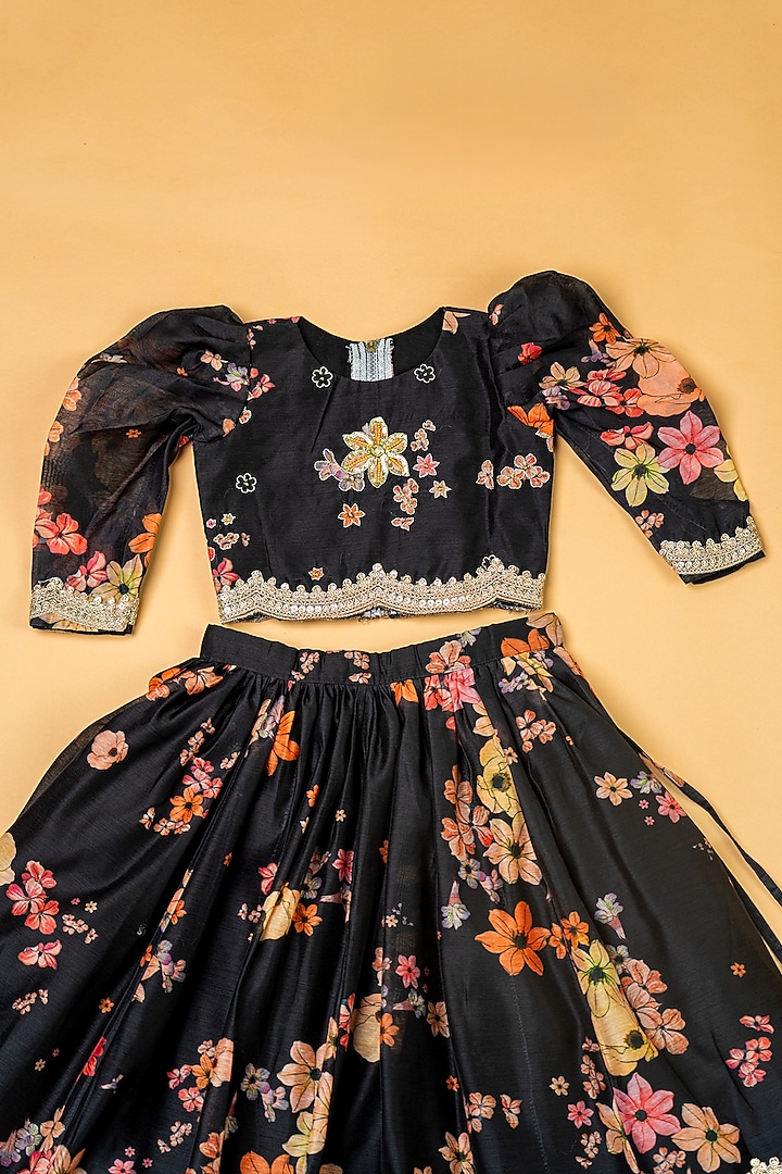 Black Chanderi Floral Printed Lehenga Set For Girls by Yuvrani Jaipur Kidswear at Pernia's Pop Up Shop