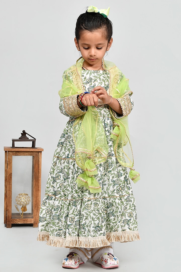 Green Printed Anarkali Set For Girls by Yuvrani Jaipur Kidswear