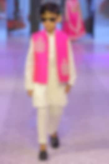 Fuchsia Pink Taffeta Silk Hand Embroidered Nehru Jacket Set For Boys by Yuvrani Jaipur Kidswear at Pernia's Pop Up Shop