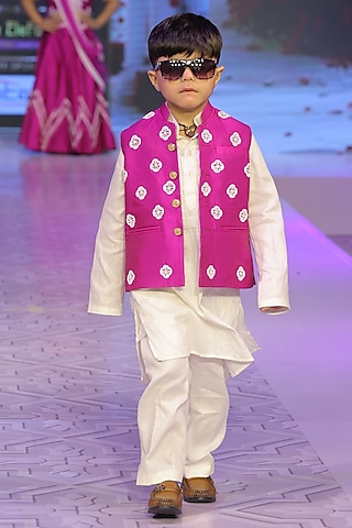Magenta Pink Taffeta Silk Hand Embroidered Nehru Jacket Set For Boys by Yuvrani Jaipur Kidswear