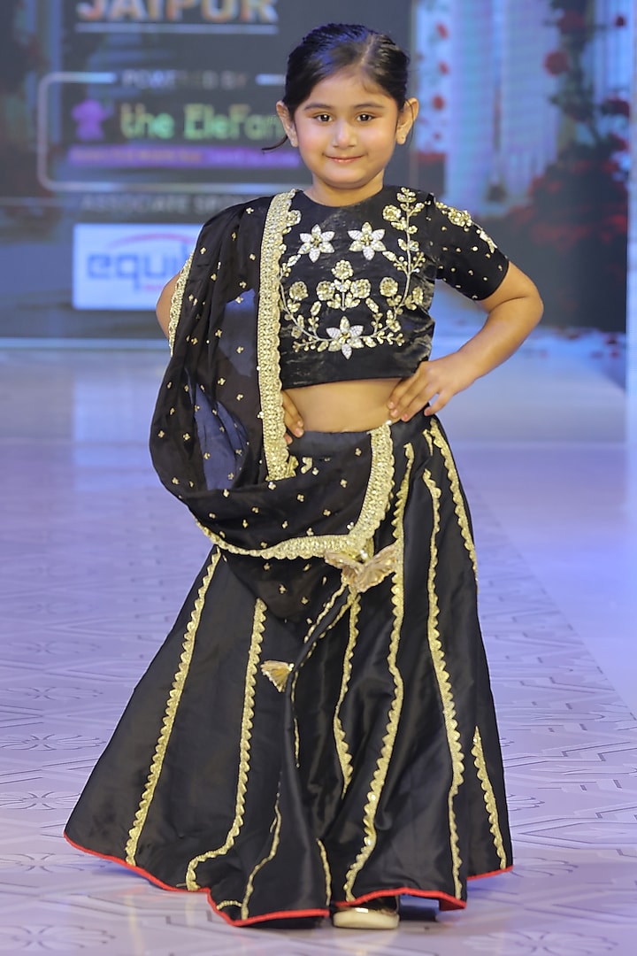 Black Taffeta Silk Lehenga Set For Girls by Yuvrani Jaipur Kidswear at Pernia's Pop Up Shop