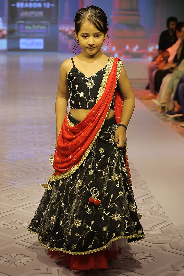 Black Silk Embroidered Lehenga Set For Girls by Yuvrani Jaipur Kidswear at Pernia's Pop Up Shop