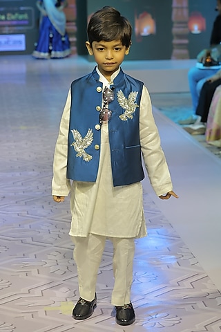 Navy Blue Taffeta Silk Hand Embroidered Nehru Jacket Set For Boys by Yuvrani Jaipur Kidswear