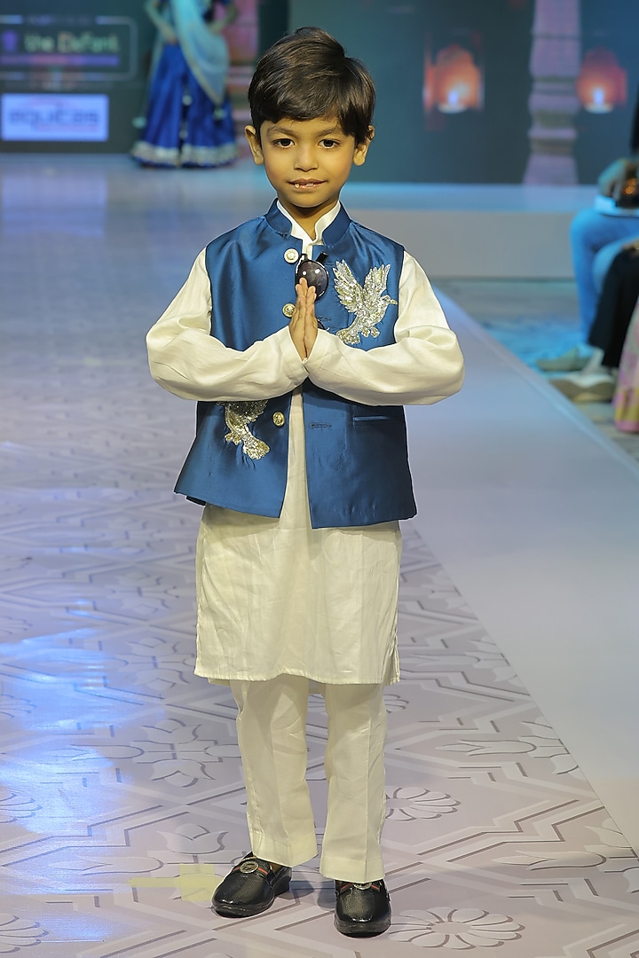 Navy Blue Taffeta Silk Hand Embroidered Nehru Jacket Set For Boys by Yuvrani Jaipur Kidswear at Pernia's Pop Up Shop