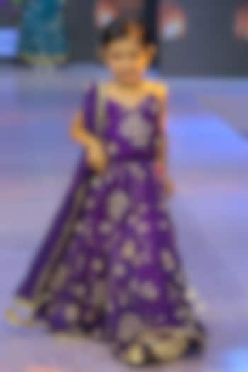 Purple Silk Embroidered Lehenga Set For Girls by Yuvrani Jaipur Kidswear at Pernia's Pop Up Shop