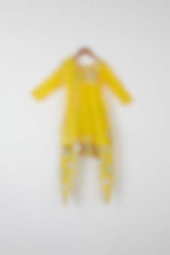 Yellow Embroidered Kurta Set For Girls by Yuvrani Jaipur Kidswear