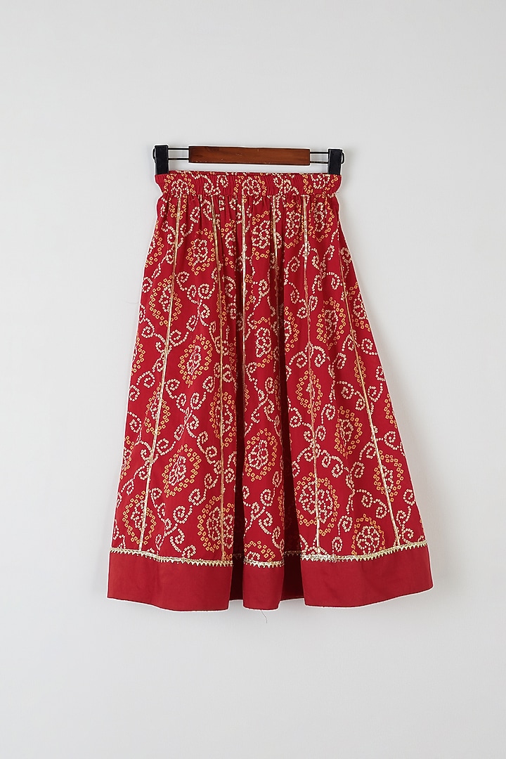 Red Bandhej Lehenga Set For Girls by Yuvrani Jaipur Kidswear at Pernia's Pop Up Shop