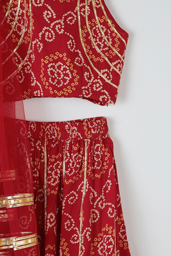 Red Bandhej Lehenga Set For Girls by Yuvrani Jaipur Kidswear at Pernia's Pop Up Shop