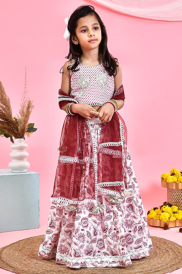 Pink Cotton Floral Printed Lehenga Set For Girls by Yuvrani Jaipur Kidswear at Pernia's Pop Up Shop