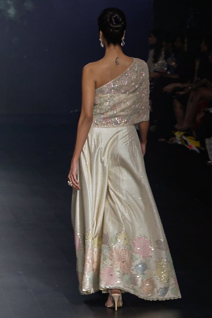 Light Yellow Raw Silk Floral Applique Embellished Bridal Sharara Set by Yaksi Deepthi Reddy at Pernia's Pop Up Shop