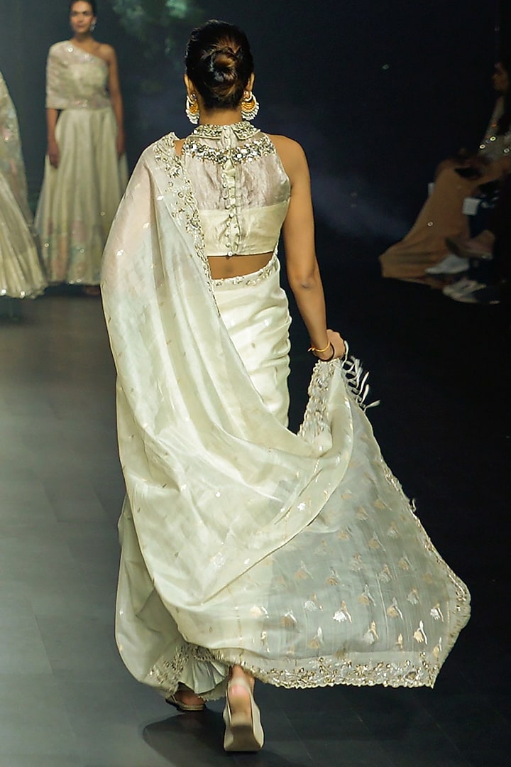Light Yellow Chanderi Zardosi Embroidered Reception Saree Set by Yaksi Deepthi Reddy at Pernia's Pop Up Shop