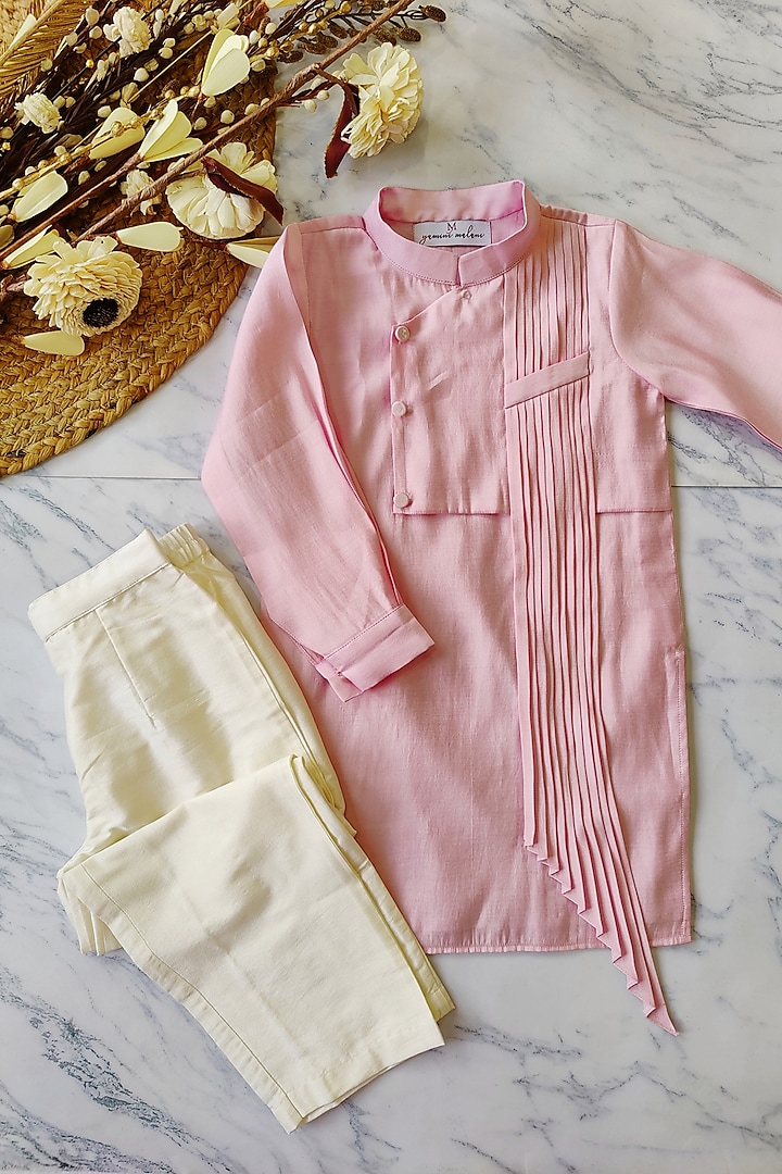 Onion Pink Shimmer Silk Kurta Set For Boys by YMKids at Pernia's Pop Up Shop