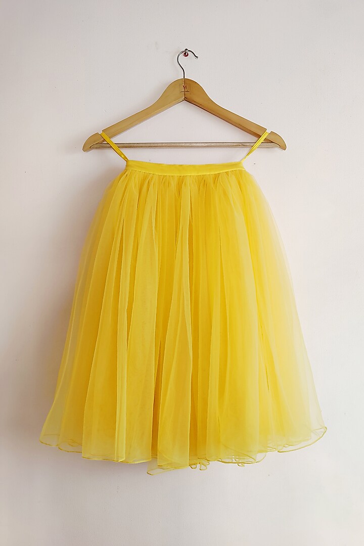 Yellow Net Lehenga Set For Girls by YMKids at Pernia's Pop Up Shop