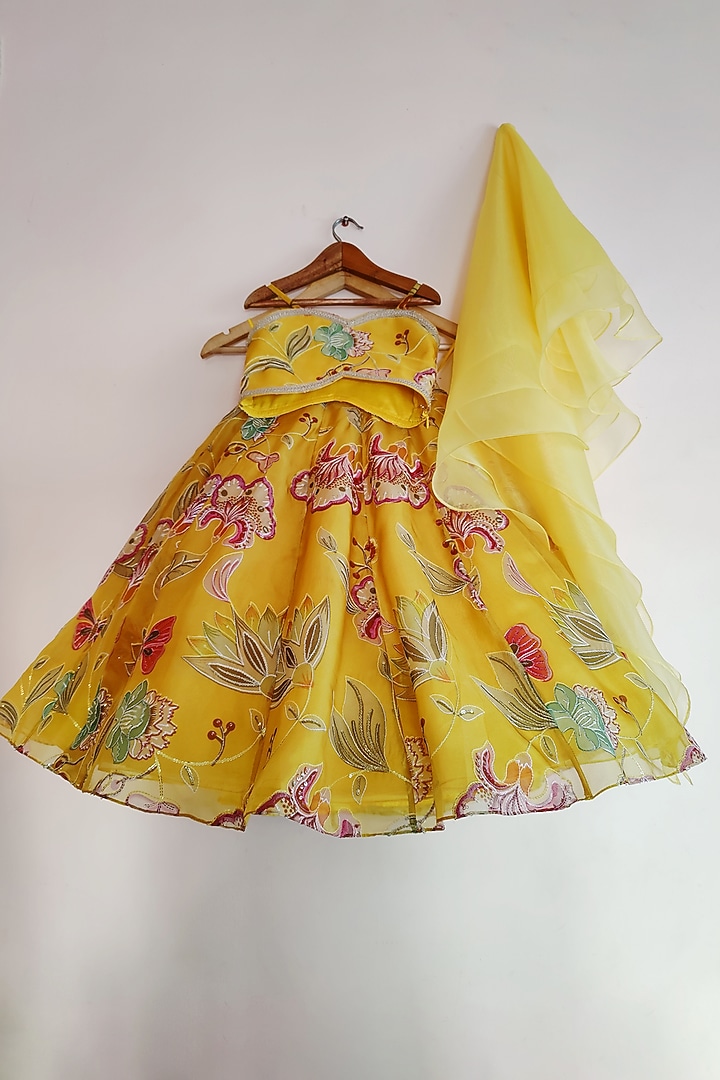 Yellow Organza Lehenga Set For Girls by YMKids at Pernia's Pop Up Shop