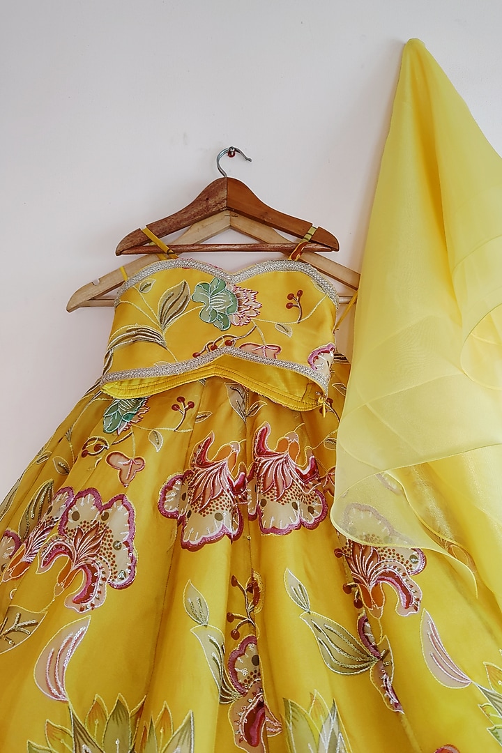 Yellow Organza Lehenga Set For Girls by YMKids at Pernia's Pop Up Shop