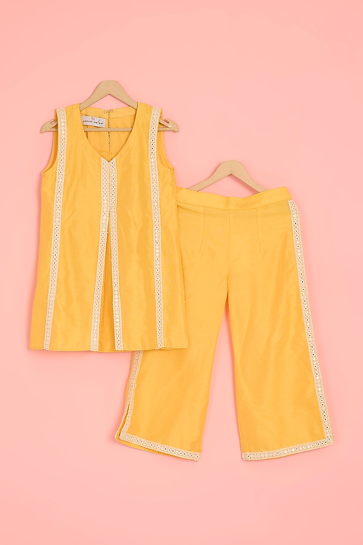 Yellow Cotton Silk Kurta Set For Girls by YMKids at Pernia's Pop Up Shop