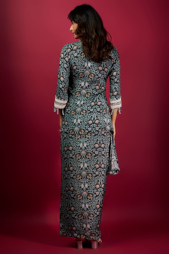 Black Pure Muslin Mirror Embroidered & Floral Printed Tunic Set by Yogita Kadam at Pernia's Pop Up Shop