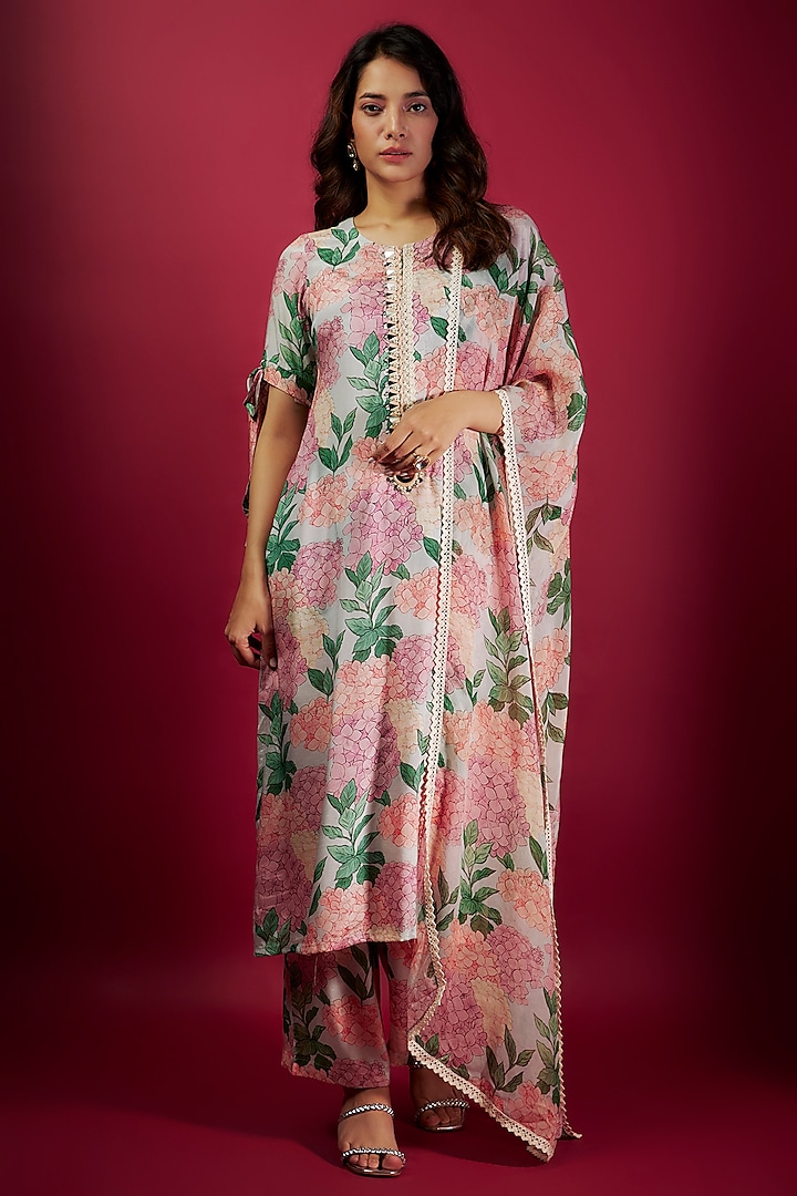 Pink Pure Muslin Printed & Embroidered Kurta Set by Yogita Kadam at Pernia's Pop Up Shop