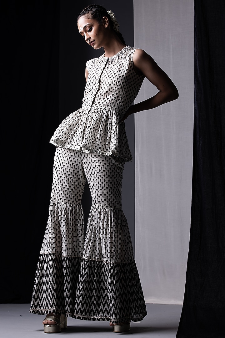 Off White & Black Printed Sharara Set by Yogita Kadam at Pernia's Pop Up Shop