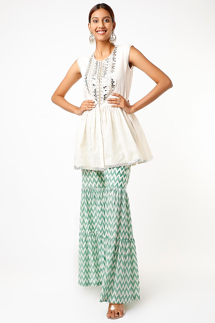 Green Floral Printed Sharara Set by Yogita Kadam at Pernia's Pop Up Shop