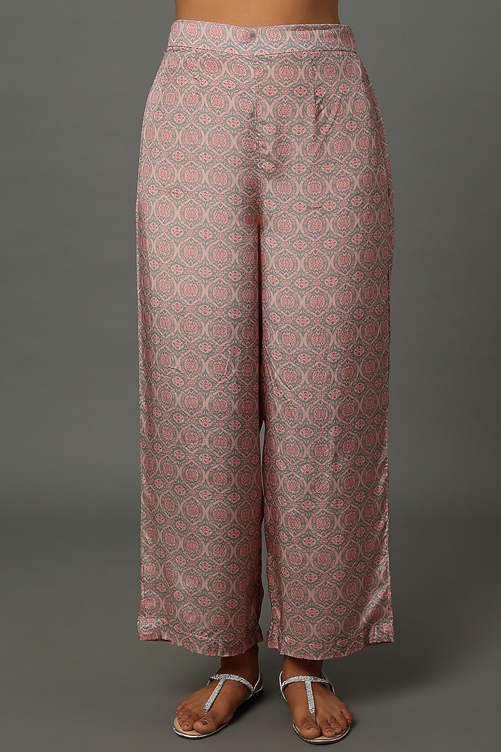 Blush Pink Embroidered Kurta Set For Girls by Yogita Kadam- Kids at Pernia's Pop Up Shop
