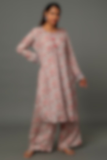 Off White Embroidered Kurta Set For Girls by Yogita Kadam- Kids