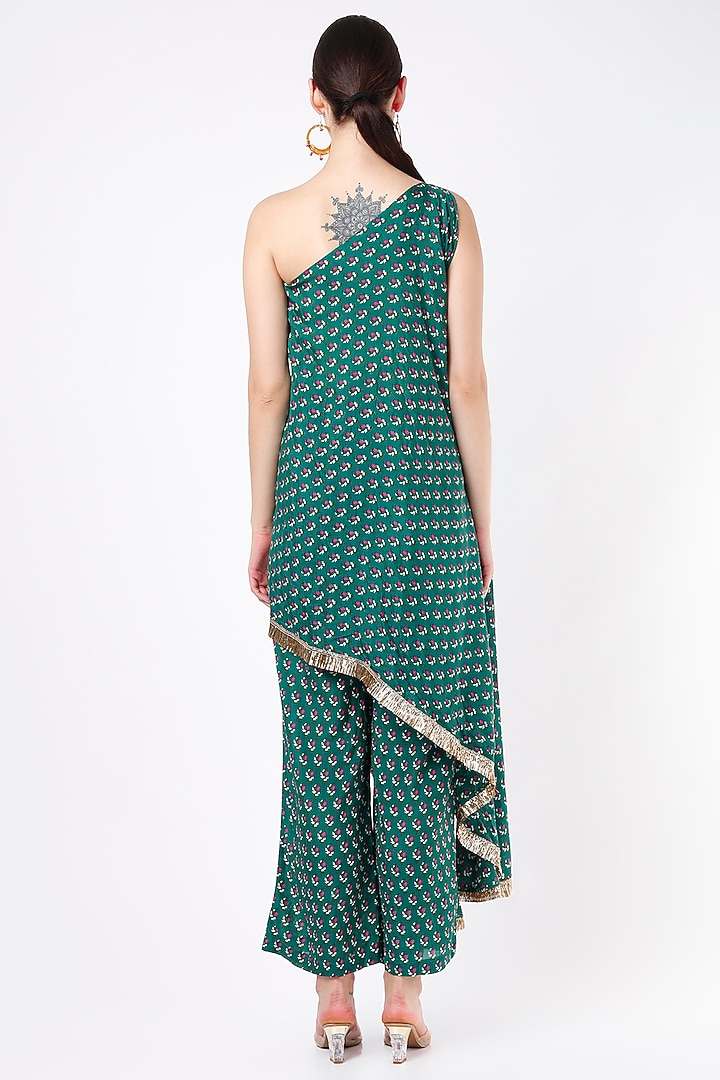Ink Green Printed One-shoulder Draped Cape Set For Girls by Yogita Kadam- Kids at Pernia's Pop Up Shop