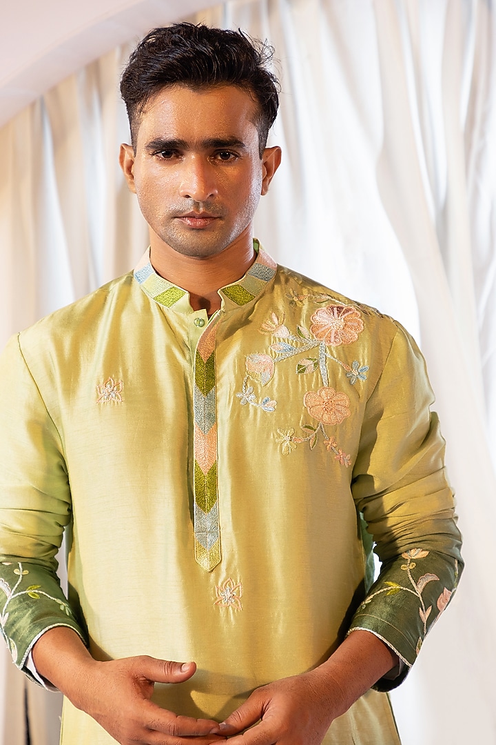 Green Bam Silk Thread Work Kurta Set by YOSEBA at Pernia's Pop Up Shop