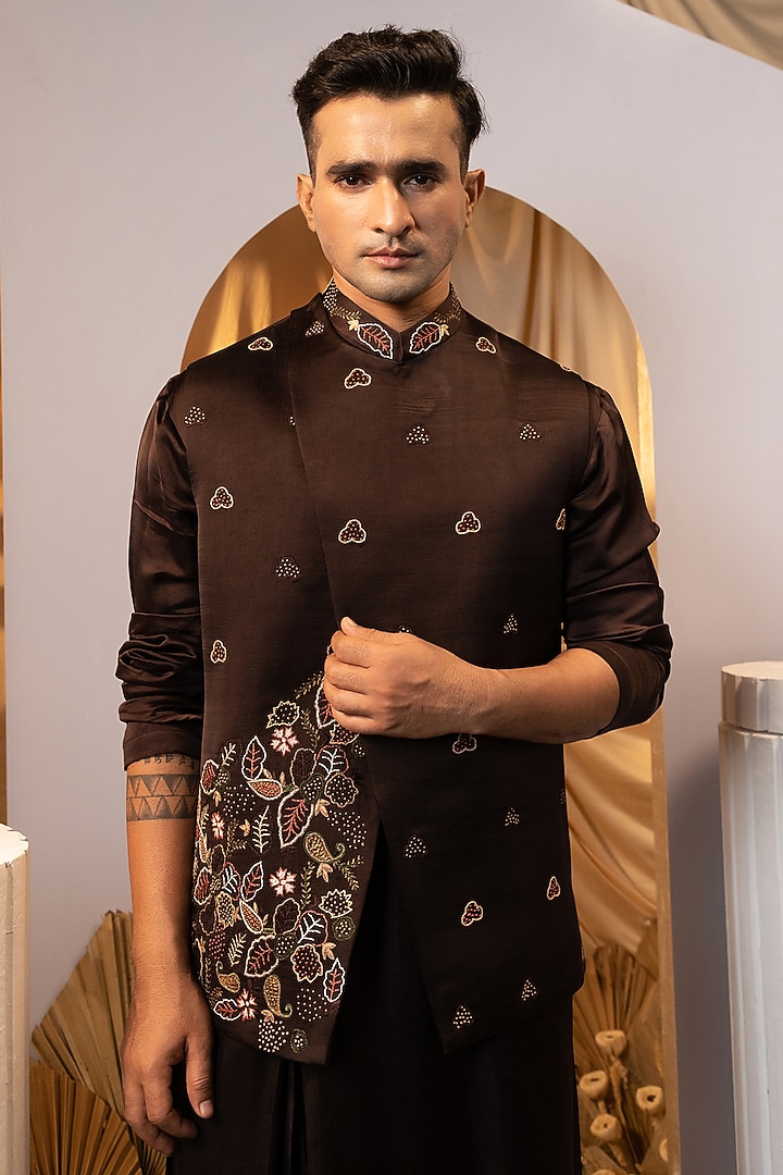 Brown Linen Satin Thread Work Bundi Jacket Set by YOSEBA at Pernia's Pop Up Shop