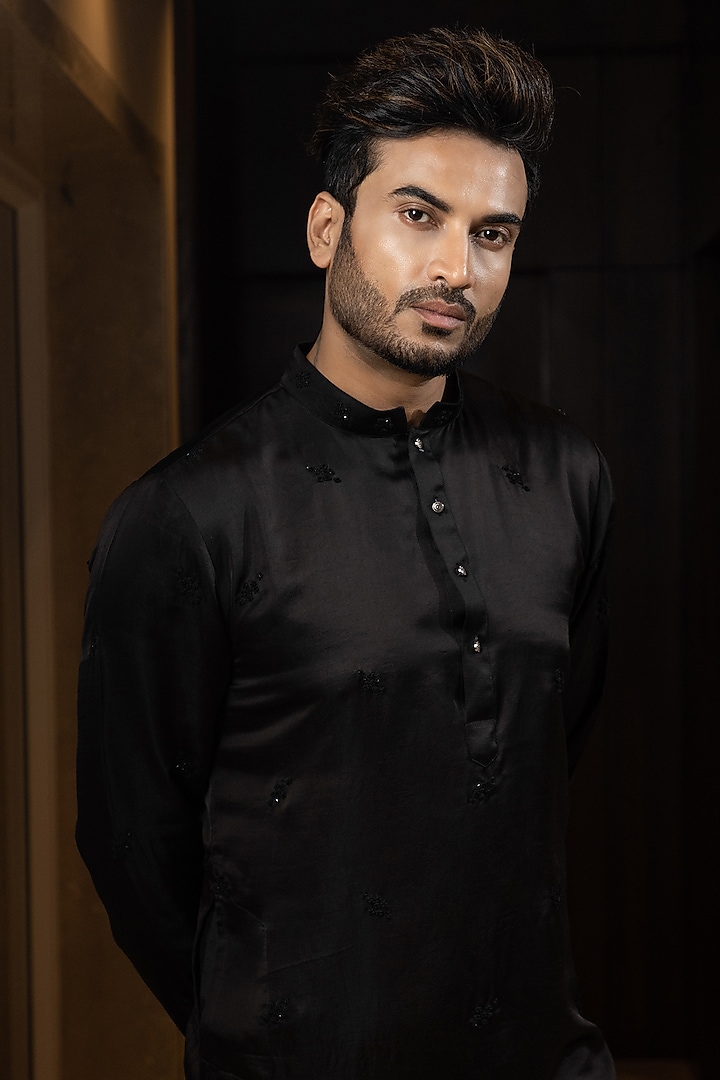 Black Linen Satin French Knot Embroidered Kurta Set by YOSEBA at Pernia's Pop Up Shop