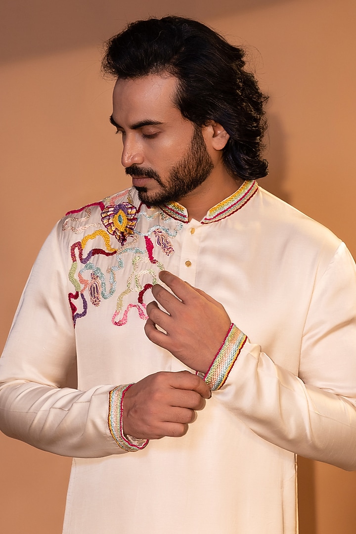 Ivory Linen Satin Thread Embroidered Kurta Set by YOSEBA at Pernia's Pop Up Shop