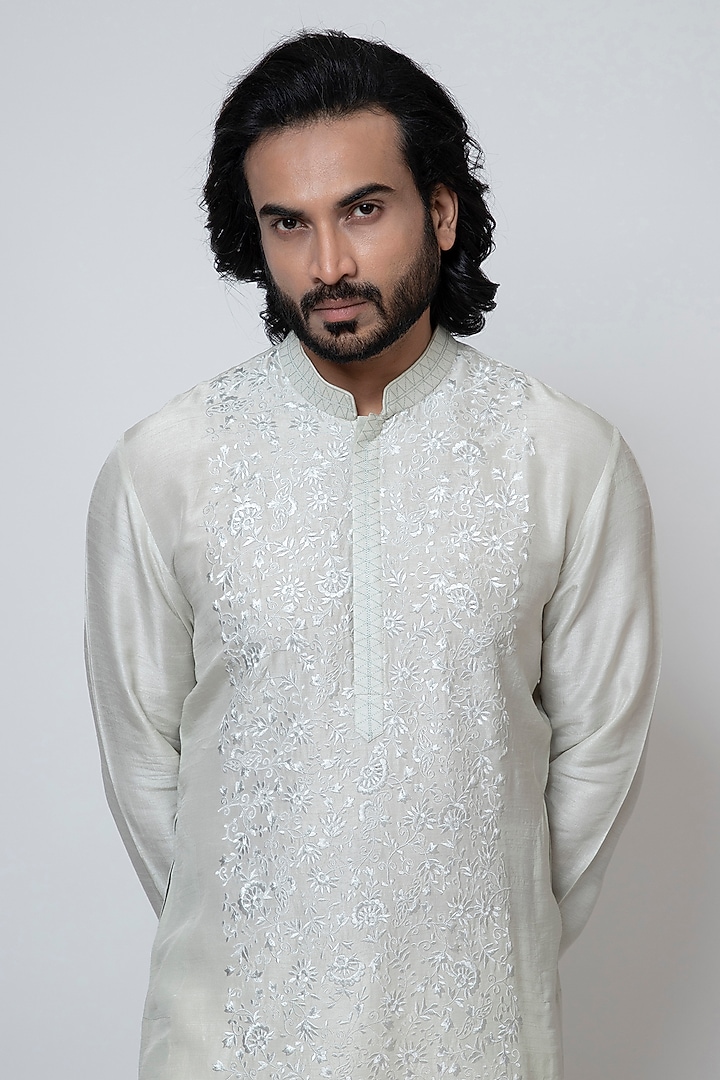 Ice Grey Bam Silk Thread Embroidered Kurta Set by YOSEBA at Pernia's Pop Up Shop