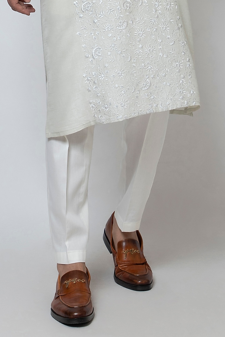 Ice Grey Bam Silk Thread Embroidered Kurta Set by YOSEBA at Pernia's Pop Up Shop