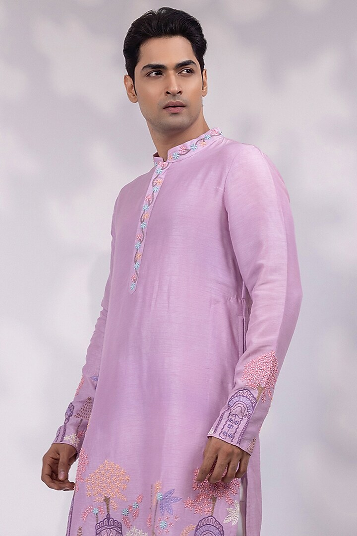 Light Purple Bam Silk Floral Embroidered Kurta Set by YOSEBA at Pernia's Pop Up Shop