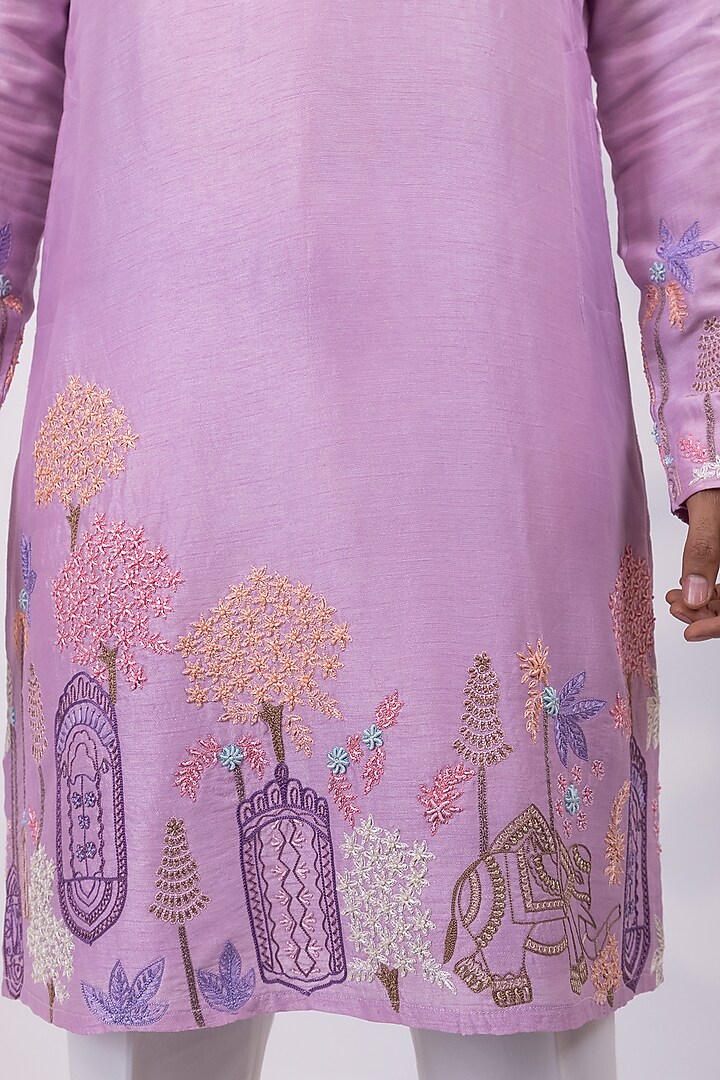 Light Purple Bam Silk Floral Embroidered Kurta Set by YOSEBA at Pernia's Pop Up Shop
