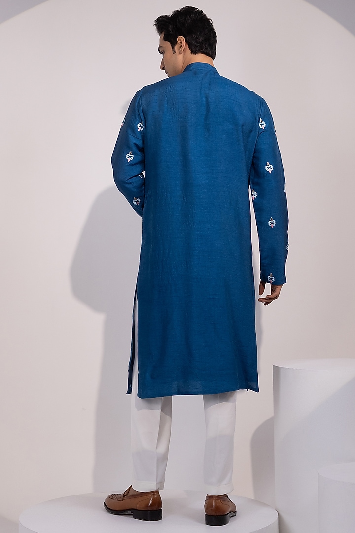 Blue Bam Silk Thread Embroidered Kurta Set by YOSEBA at Pernia's Pop Up Shop