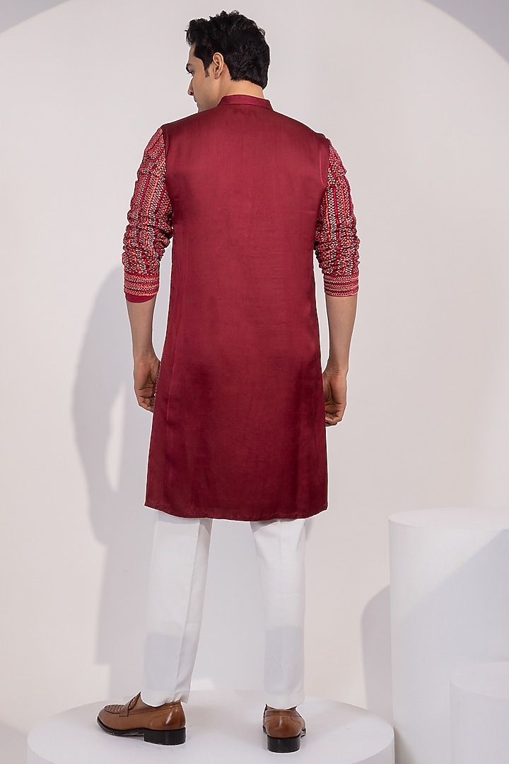 Dark Maroon Linen Satin Thread Embroidered Kurta Set by YOSEBA at Pernia's Pop Up Shop
