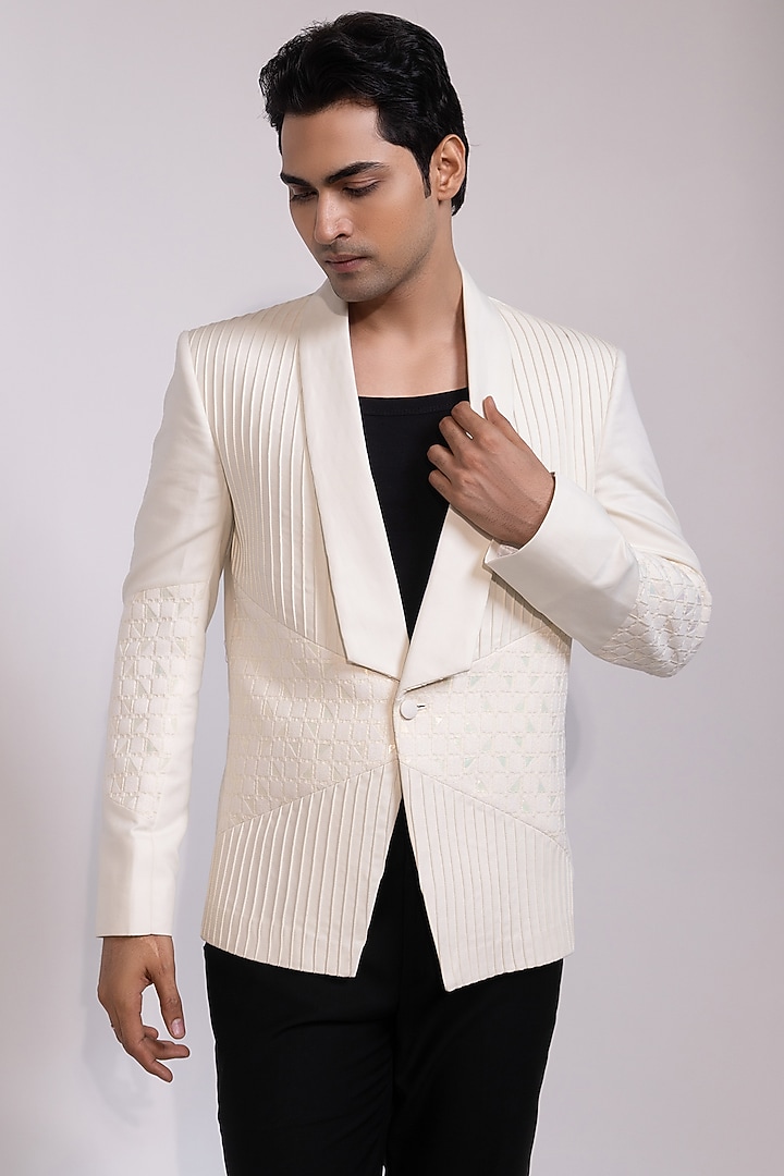 Off-White Premium Suiting Fabric Embroidered Blazer Set by YOSEBA at Pernia's Pop Up Shop