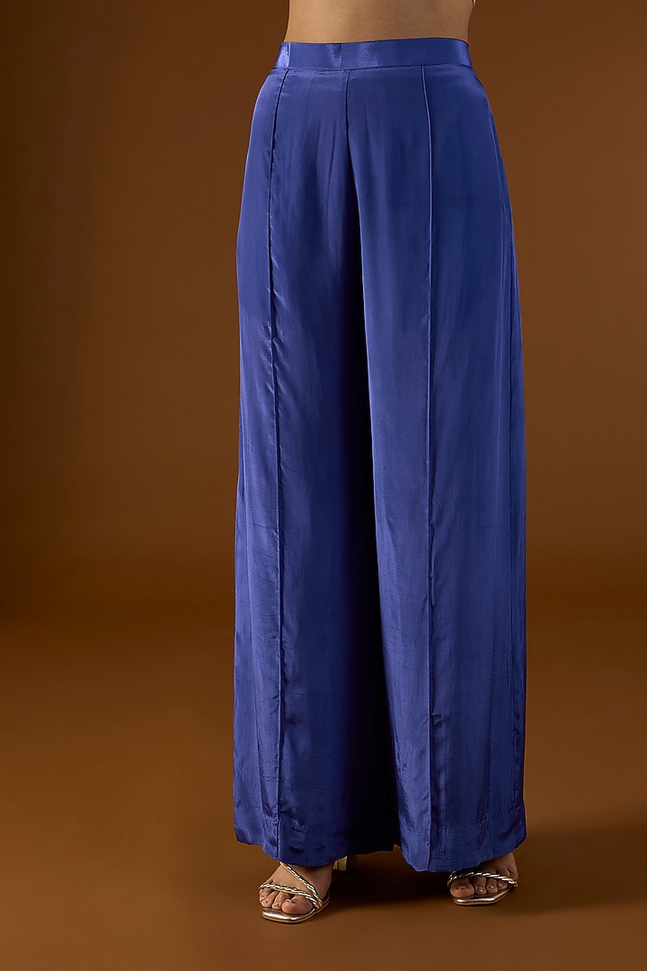 Ink Blue Georgette Hand Embroidered Tie-Dyed Kaftan Set by Yoshita Couture at Pernia's Pop Up Shop