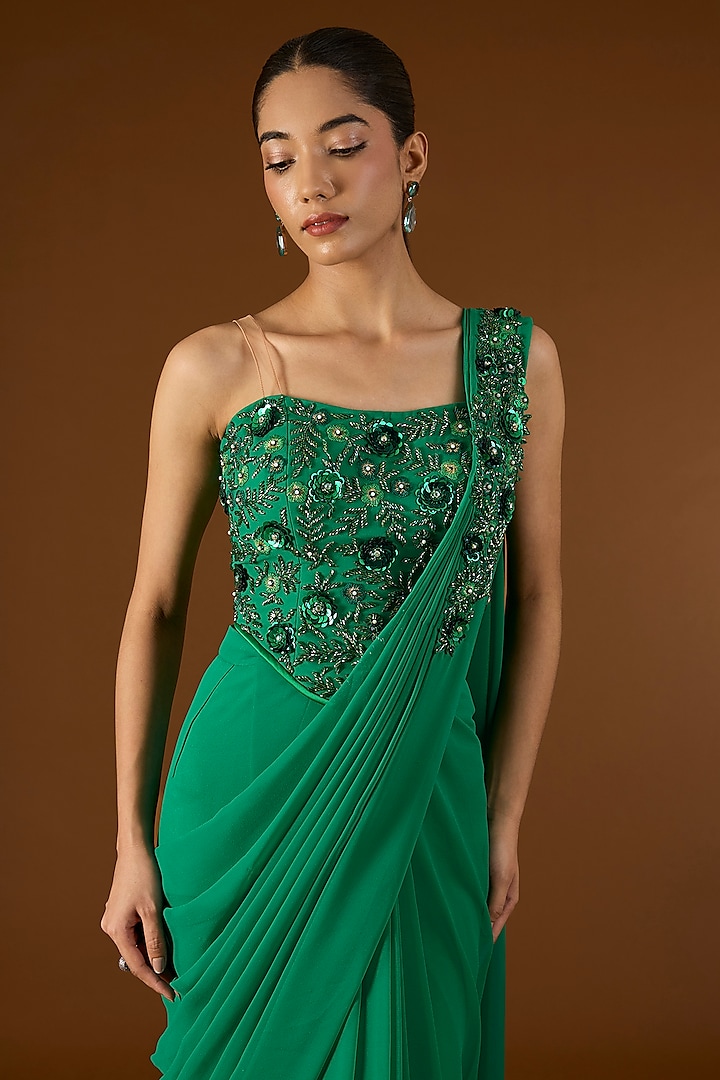 Green Georgette Pre-Draped Wedding Saree Set by Yoshita Couture at Pernia's Pop Up Shop