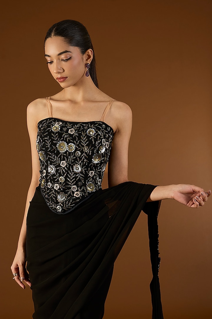 Black Georgette Pre-Draped Wedding Saree Set by Yoshita Couture at Pernia's Pop Up Shop
