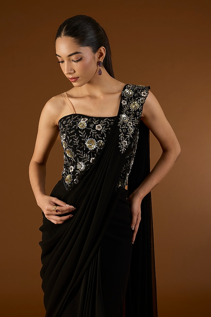Black Georgette Pre-Draped Wedding Saree Set by Yoshita Couture at Pernia's Pop Up Shop