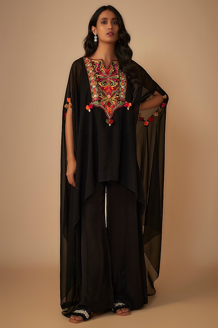 Black Georgette Silk Thread Embroidered Kaftan Set by Yoshita Couture at Pernia's Pop Up Shop