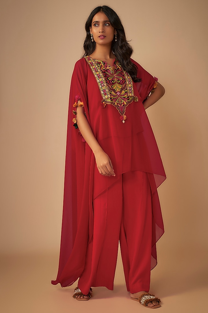 Red Georgette Silk Thread Embroidered Kaftan Set by Yoshita Couture at Pernia's Pop Up Shop