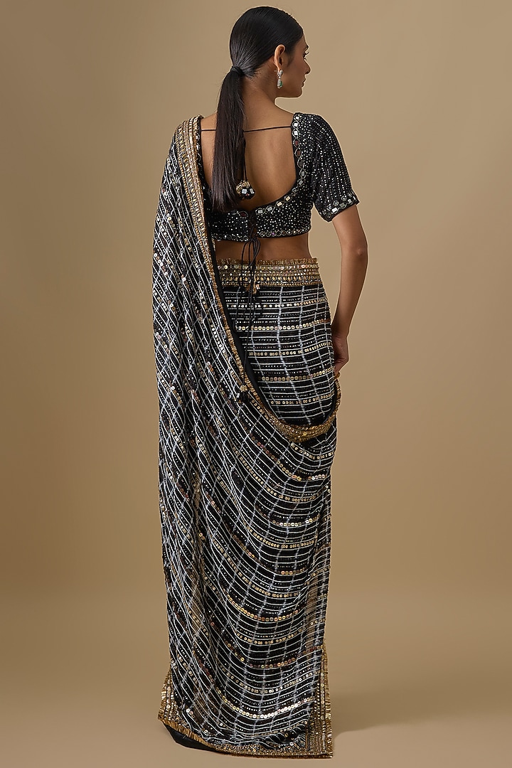 Black Georgette Sequins Hand Embroidered Tie-Dye Wedding Saree Set by Yoshita Couture at Pernia's Pop Up Shop