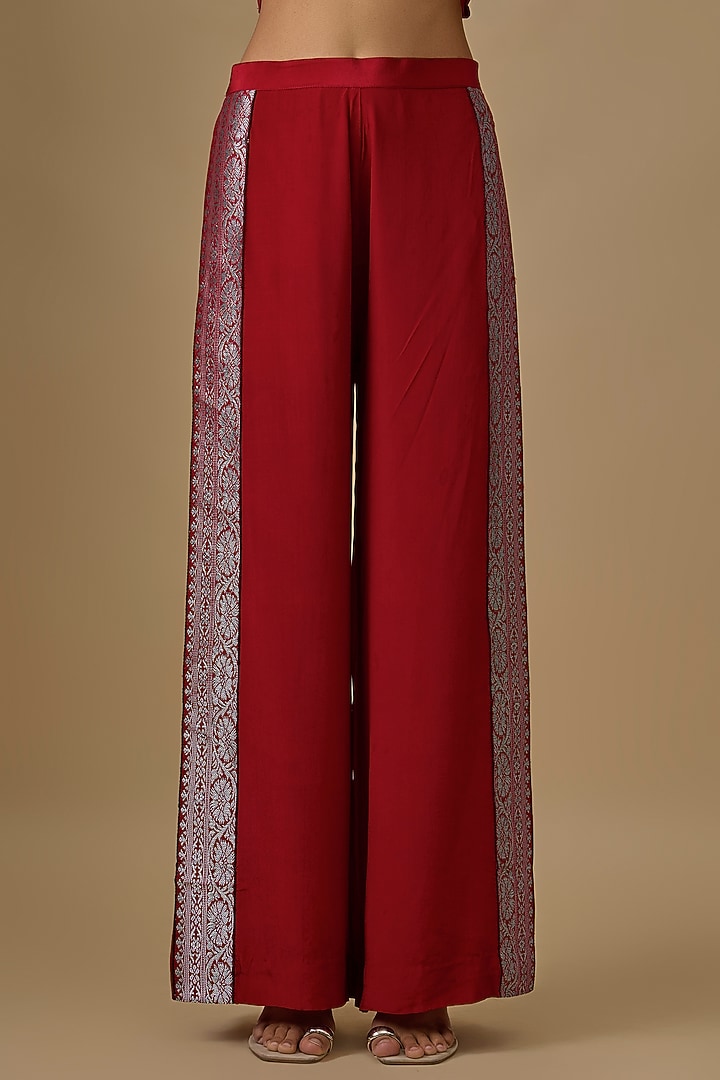 Red Georgette Leheriya Printed & Mirror Work Kaftan Set by Yoshita Couture at Pernia's Pop Up Shop