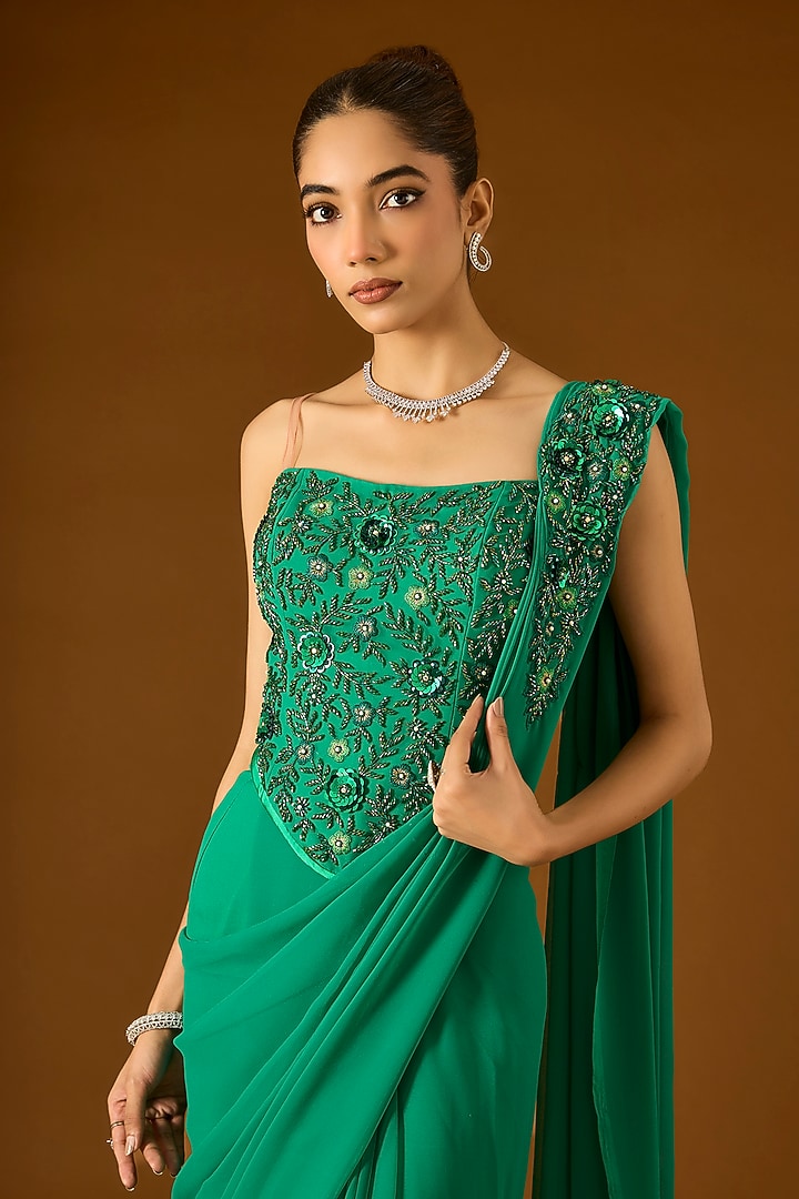 Green Georgette Pre-Draped Wedding Saree Set by Yoshita Couture at Pernia's Pop Up Shop